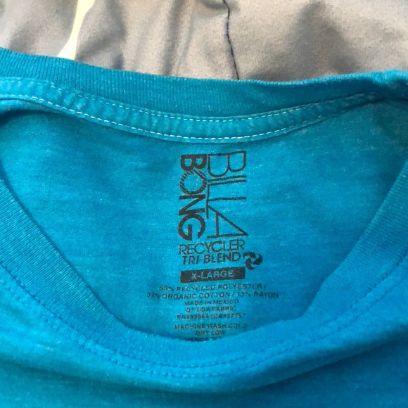 T-shirt - Picture 2 of 2